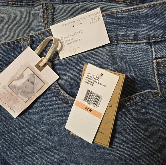 Jessica Simpson Throwback Vintage Straight Jeans 24W NWT Plus - Picture 6 of 8